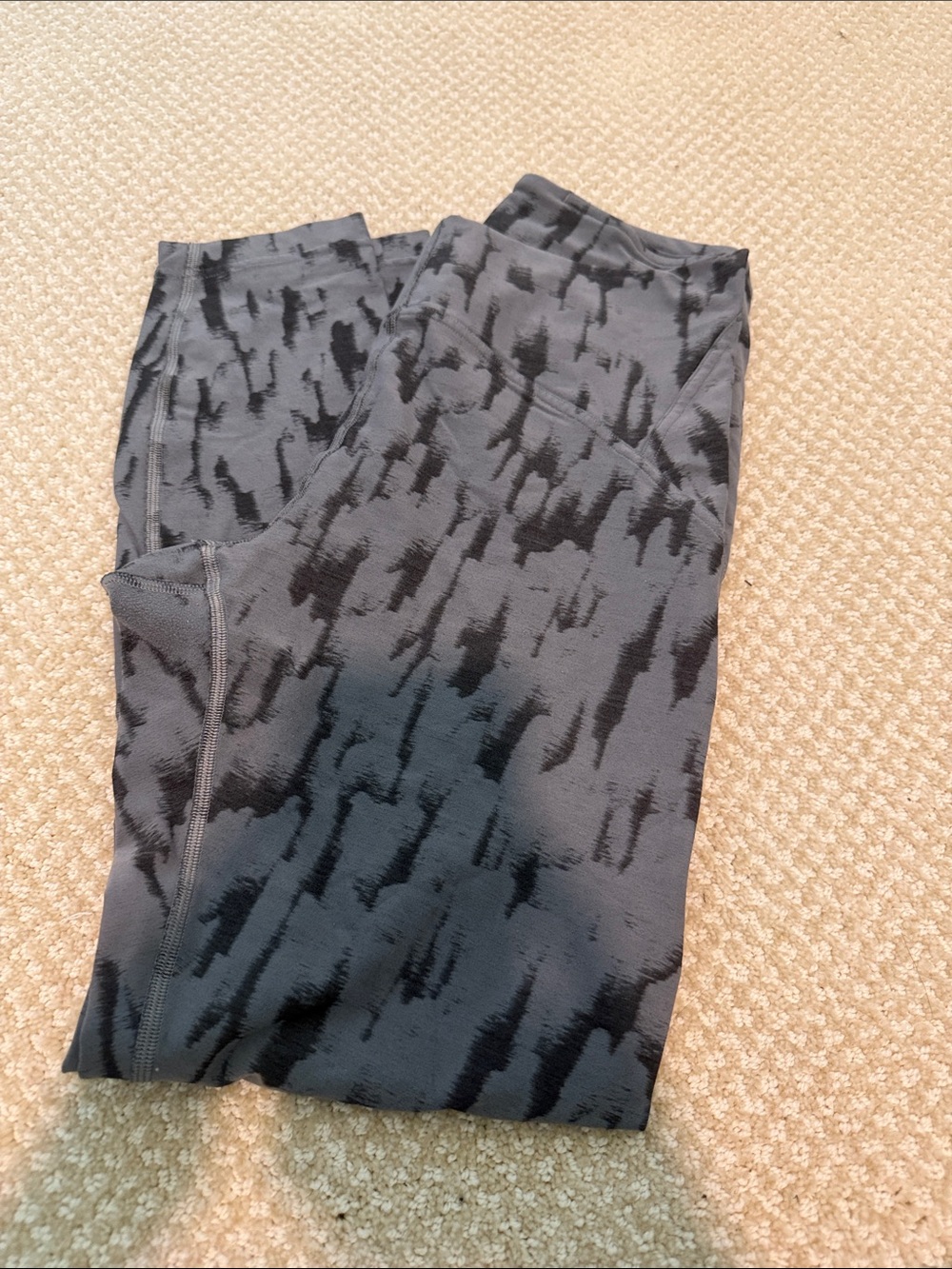 lululemon athletica Black & Gray Patterned Leggings